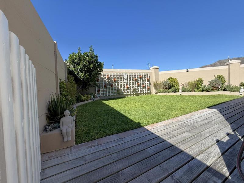 3 Bedroom Property for Sale in Costa Da Gama Western Cape